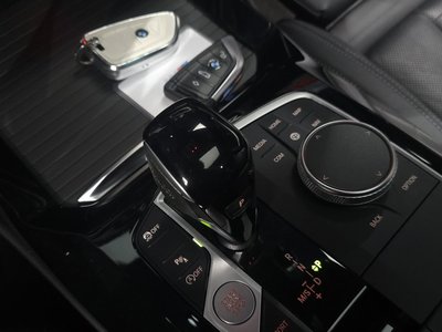 2022 BMW X4 — миниатюра 12