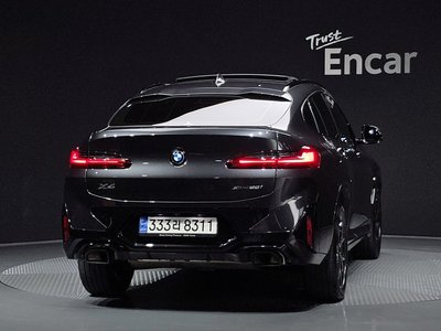 صورة 4 لـ 2022 BMW X4