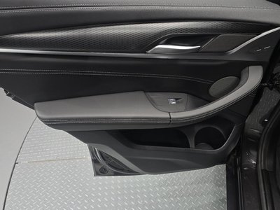 2022 BMW X4 — миниатюра 15