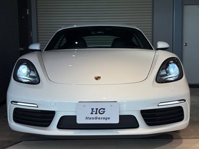 PORSCHE 718 - 8