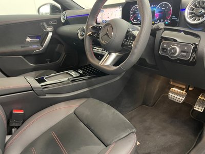 MERCEDES-BENZ CLA - 8