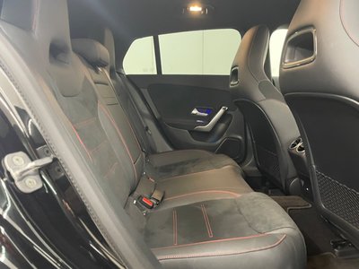 MERCEDES-BENZ CLA - 10