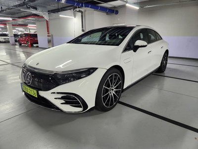 MERCEDES-BENZ EQS