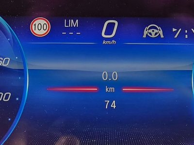 MERCEDES-BENZ EQS - 7