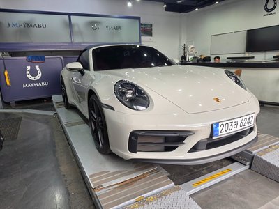 PORSCHE 911 - 1