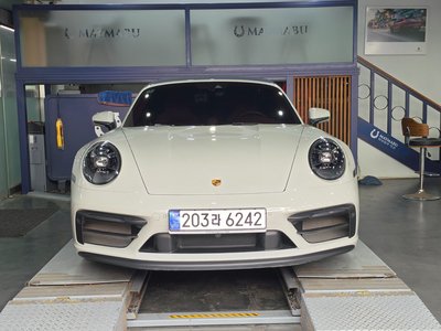 PORSCHE 911 - 2