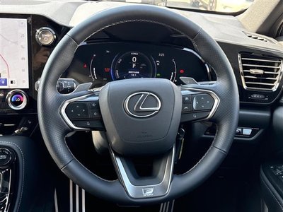 صورة مصغرة 40 لـ 2026 Lexus NX
