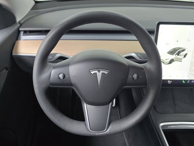 2021 Tesla MODEL Y thumbnail 18
