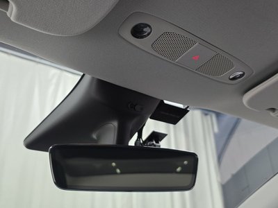 2021 Tesla MODEL Y thumbnail 30