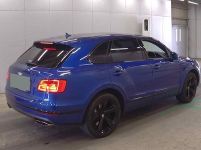 BENTLEY BENTAYGA - 5