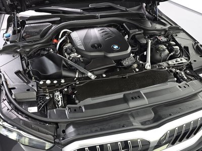 2025 BMW 5 SERIES 照片 7