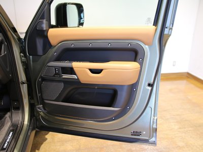 صورة مصغرة 17 لـ 2024 LAND Rover DEFENDER