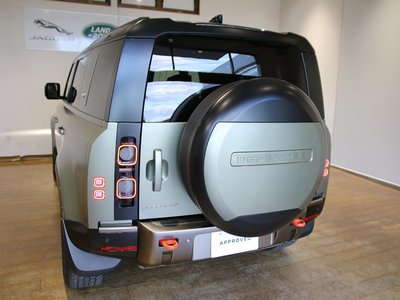 صورة 7 لـ 2024 LAND Rover DEFENDER