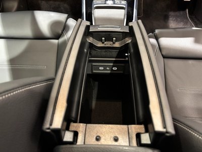 2025 Mercedes-BENZ GLB — миниатюра 16