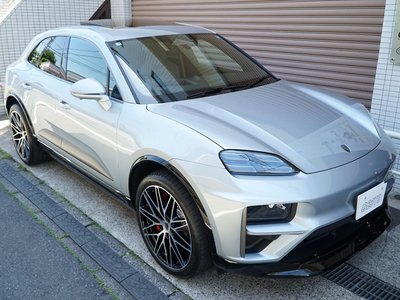 PORSCHE MACAN - 5
