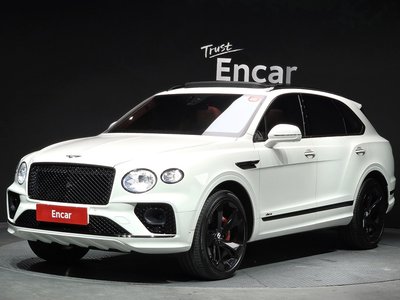 BENTLEY BENTAYGA - 1