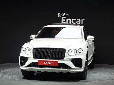 BENTLEY BENTAYGA - 2