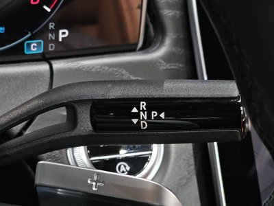 MERCEDES-BENZ E-CLASS - 9