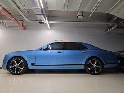 BENTLEY MULSANNE - 8
