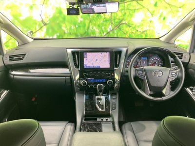 2022 Toyota ALPHARD thumbnail 26