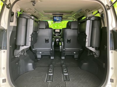 2022 Toyota ALPHARD thumbnail 21