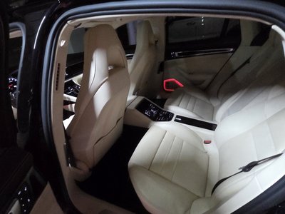 PORSCHE PANAMERA - 4