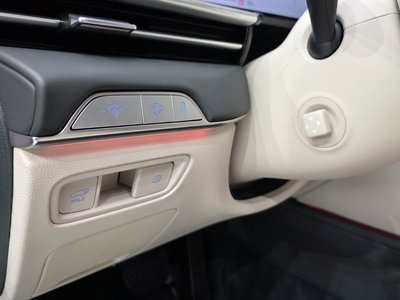 2024 Genesis GV80 thumbnail 18