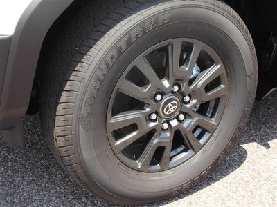 TOYOTA LAND CRUISER 250 - 5