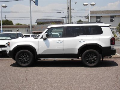 TOYOTA LAND CRUISER 250 - 7