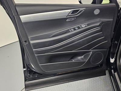 2023 Genesis GV80 — миниатюра 14