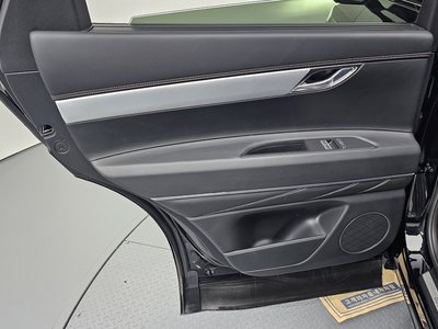 2023 Genesis GV80 — миниатюра 15