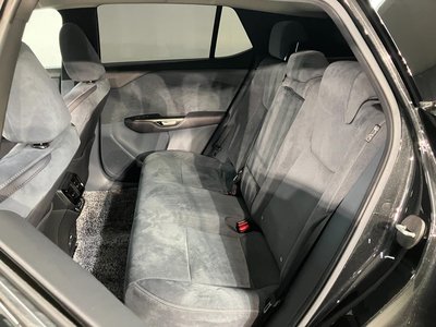 2023 Lexus RZ photo 10