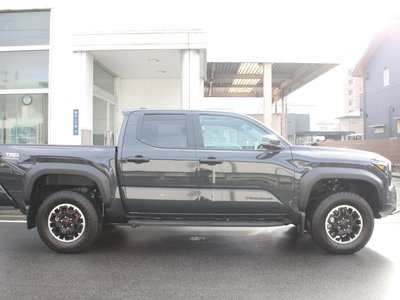 TOYOTA TACOMA - 8