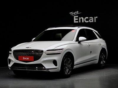 صورة 1 لـ 2023 Genesis GV70