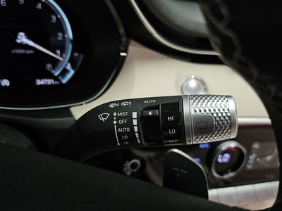 2023 Genesis GV70 thumbnail 29