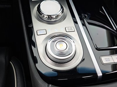 GENESIS G80 (RG3) - 9