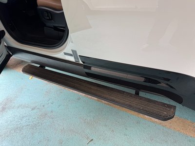 2025 LAND Rover DEFENDER 缩略图 12