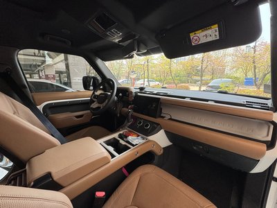 2025 LAND Rover DEFENDER 缩略图 16