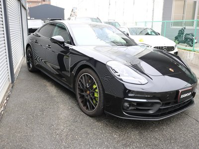 PORSCHE PANAMERA - 8