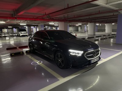 MERCEDES-BENZ E-CLASS