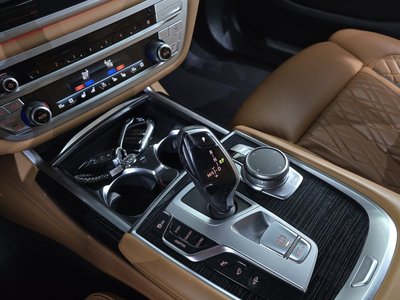 BMW 7 SERIES - 9