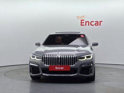 BMW 7 SERIES - 2