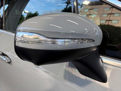 2023 Mercedes-BENZ EQE — миниатюра 17