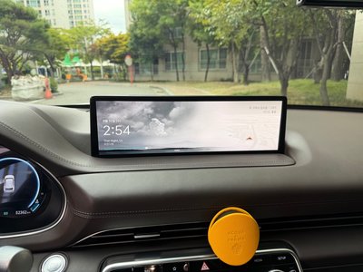 2022 Genesis GV80 thumbnail 12