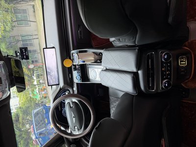 2022 Genesis GV80 photo 5