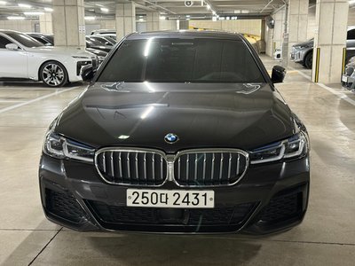 BMW 5 SERIES - 2