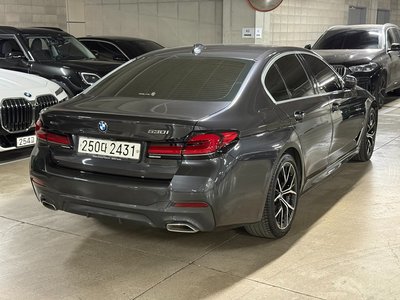 BMW 5 SERIES - 5