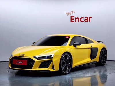 AUDI R8 - 1
