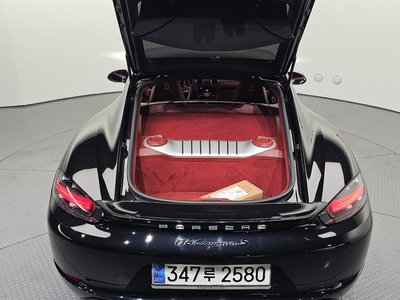 2020 Porsche 718 缩略图 20