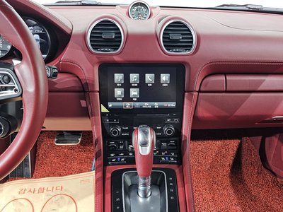 2020 Porsche 718 缩略图 16